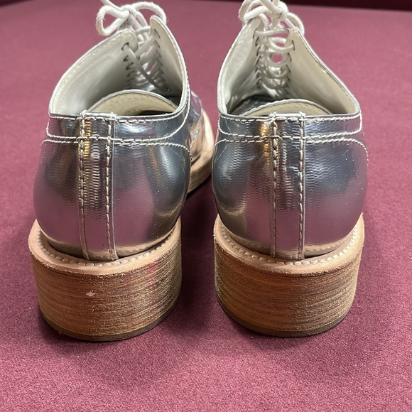 Chanel Silver size 38. Like new! - Picture 9 of 10